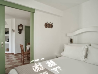 Glarakia Studios_Milos_cyclades